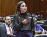 Deputada critica aumento do ICMS e retirada do referendo na privatiza&ccedil;&atilde;o da CEMIG e COPASA