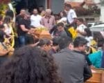 Em Divinópolis, amigos se despedem das 5 pessoas da mesma família que morreram em grave acidente