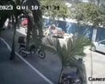 Ladr&otilde;es param carro e furtam 3 botij&otilde;es de g&aacute;s, enquanto funcion&aacute;rio fazia entrega em restaurante