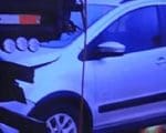 Carro bate em caminh&atilde;o na BR-262