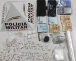 Polícia Militar prende três pessoas por tráfico de drogas em Itapecerica