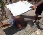 Imagens fortes: acusado de roubo é agredido com pauladas no Porto Velho; veja vídeo