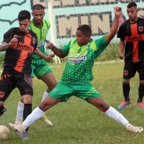 Zinabre avança para as quartas de final no Campeonato Amador de Divinópolis