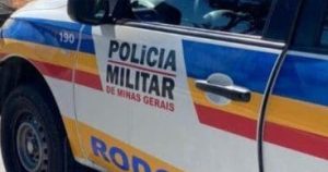 Jovem é preso por tráfico de drogas na MG-050 em Divinópolis