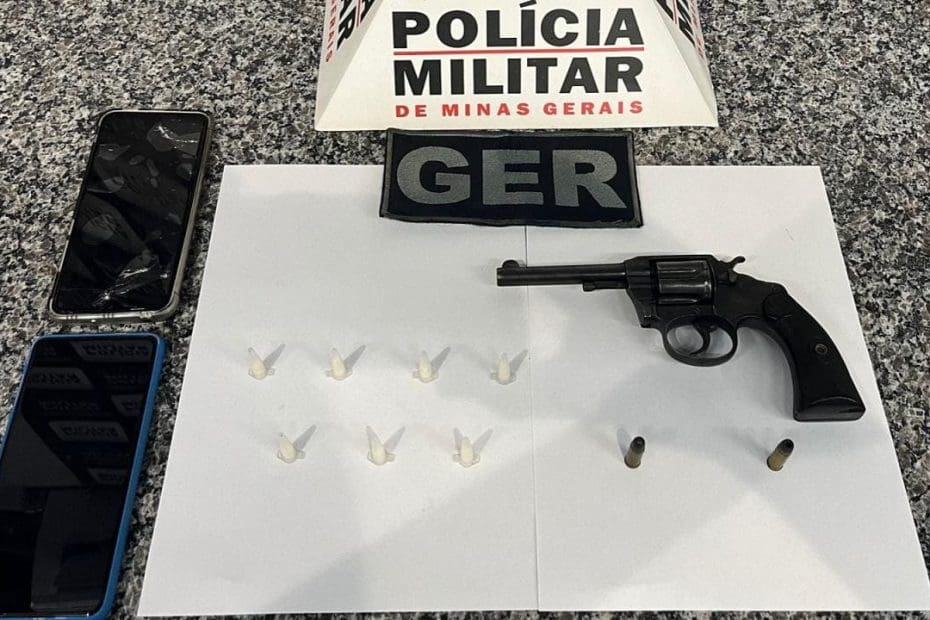 Dois homens são presos por tráfico de drogas no Elizabeth Nogueira