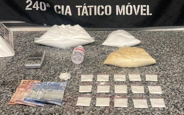 Divinópolis: Mulher é presa com cocaína e crack no Davanuze