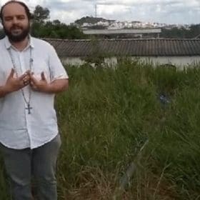 Prefeitura de Divinópolis repudia vandalismo à bandeira de Santa Cruz no Nova Fortaleza