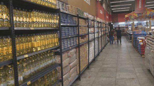 Preço médio da cesta básica continua em queda em Divinópolis