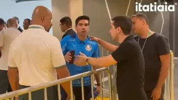 STJD estuda denunciar Abel Ferreira por pol&ecirc;mica do celular ap&oacute;s Atl&eacute;tico x Palmeiras