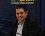 Associa&ccedil;&atilde;o Mineira de Munic&iacute;pios promove capacita&ccedil;&atilde;o do servi&ccedil;o p&uacute;blico em Divin&oacute;polis