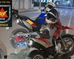 Jovem com mais de 6 passagens policiais é preso com moto furtada em Itaúna