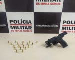 Ap&oacute;s den&uacute;ncia, homem &eacute; preso com arma e muni&ccedil;&otilde;es em Nova Serrana