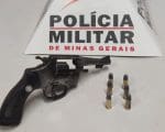 Nova Serrana: PM prende dupla e retira arma de fogo de circulação