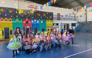 PM realiza o tradicional Arrai&aacute; do Col&eacute;gio Tiradentes em Divin&oacute;polis, confira fotos