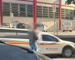 Flagra: Carro da Prefeitura é parado em local proibido no Centro de Divinópolis