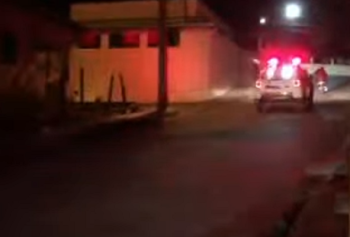 Adolescente foge de moto ao ser abordado pela PM em Oliveira