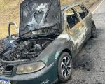 Amigos organizam “vaquinha” para ajudar motorista que teve carro queimado na BR-381