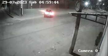 Caminhonete invade a&ccedil;ougue em Divin&oacute;polis e motorista foge