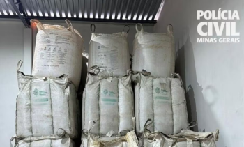 Carga de café furtada em Formiga avaliada em R$500 mil é recuperada pela PM