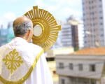 Veja a programa&ccedil;&atilde;o de missas de Corpus Christi em Divin&oacute;polis