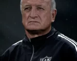 Felip&atilde;o pode comandar Galo contra o Flu.
