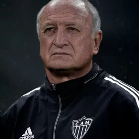 Felip&atilde;o pode comandar Galo contra o Flu.