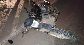 Motociclista fica ferido em acidente na MG-431 em Ita&uacute;na