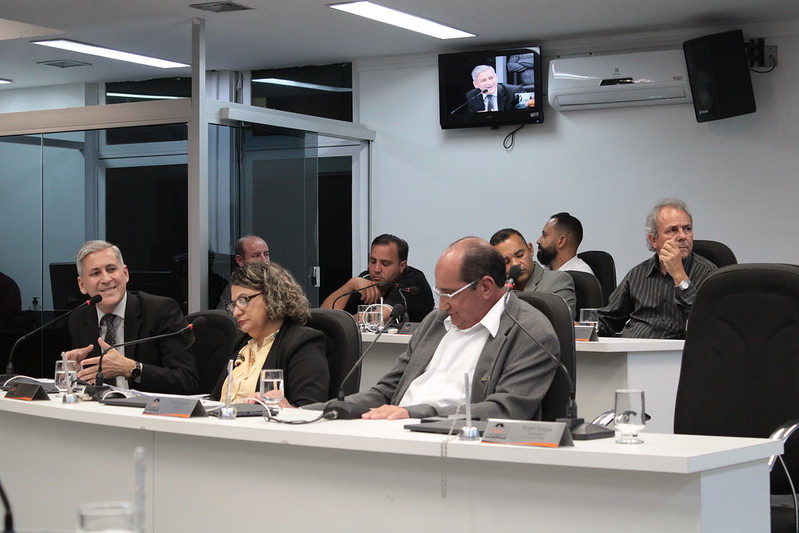 Prefeitura de Divin&oacute;polis &eacute; notificada e advertida pela a Comiss&atilde;o de Administra&ccedil;&atilde;o da C&acirc;mara
