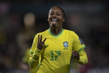 Seleção Brasileira estreia com goleada na Copa Feminina