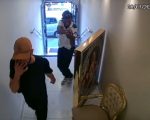 Vídeos: homens armados assaltam relojoaria em Cláudio