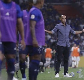 Cruzeiro demite Pepa.