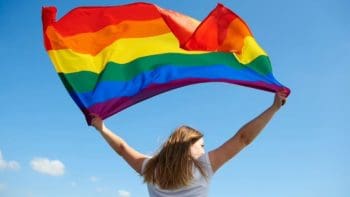 Nova Serrana realiza neste domingo, a 9ª Parada LGBTQIA+