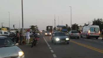 Acidente na BR 494 em Divin&oacute;polis: Convers&atilde;o Proibida Resulta em Colis&atilde;o