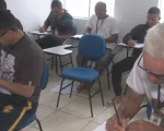Detentos em aula na Apac