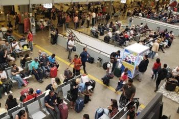 Cerca de 112 mil pessoas passar&atilde;o pela rodovi&aacute;ria de BH at&eacute; ter&ccedil;a-feira