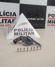 Dupla é detida durante perseguição policial após roubo de moto