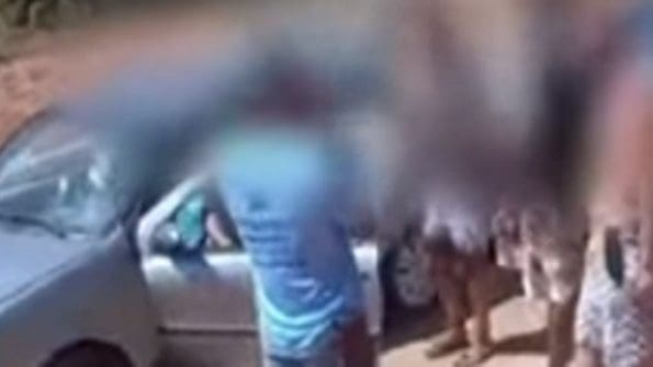Após furto de televisão, moradores impedem fuga de ladrão em Nova Serrana
