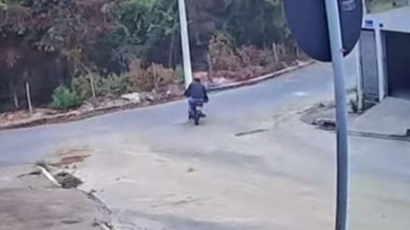 Nova Serrana: Ladrão invade casa para furtar moto