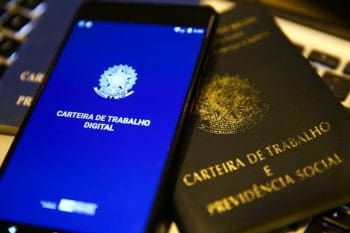 Sine Divinópolis divulga mais de 80 vagas de emprego nesta segunda-feira (15)