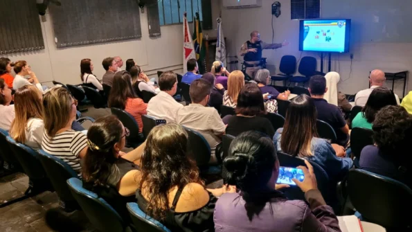 Rede proteção preventiva escolas Divinópolis