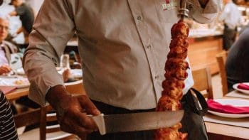 Restaurante celebra o dia dos pais com programa&ccedil;&atilde;o de almo&ccedil;o especial no domingo