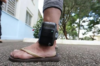 Cai o número de tornozeleiras eletrônicas em condenados em Divinópolis; veja dados