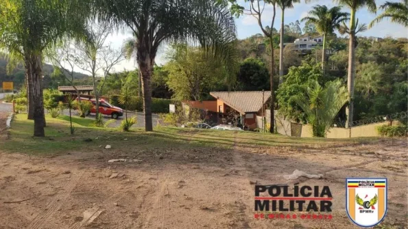 Ita&uacute;na: Motorista que colidiu o carro em guarita de condom&iacute;nio estava com sintomas de embriaguez