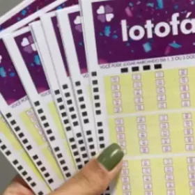 Apostador de Divinópolis acerta 14 números na Lotofácil