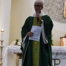 Frei Jacir e as Pinturas da Tradição Franciscana: Uma Noite Especial em Divinópolis