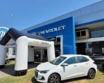 Estúdio móvel da rádio Nova Sertaneja está ao vivo direto do Feirão Marka Chevrolet, saiba mais