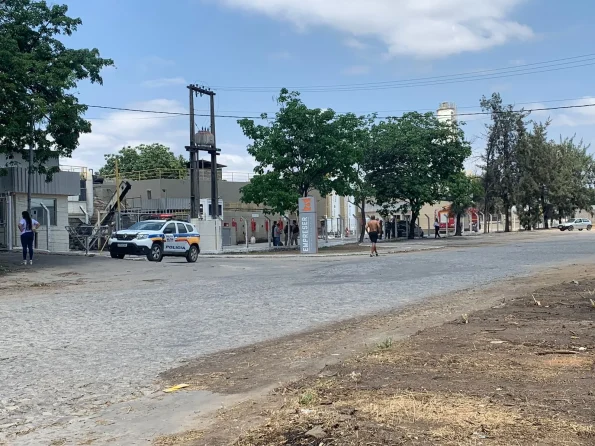 Explosão em fábrica de asfalto