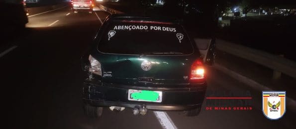 Dois acidentes no mesmo trecho da MG-050 em Divinópolis deixam dois feridos