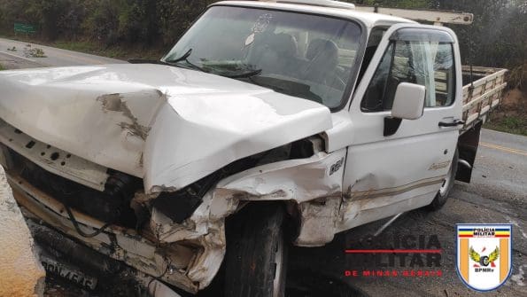 Acidente entre carro e caminhonete deixa dois feridos em São Gonçalo do Pará