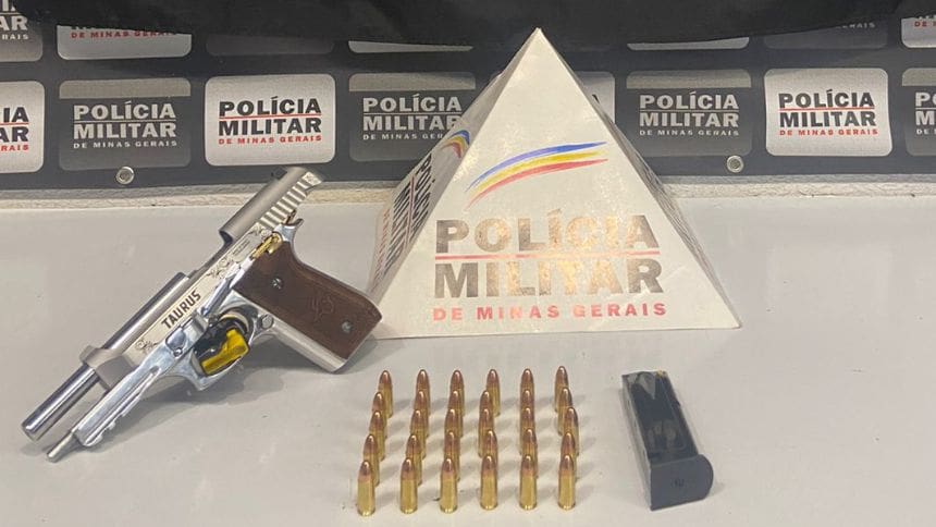 Homem &eacute; preso com arma e muni&ccedil;&otilde;es no Copacabana